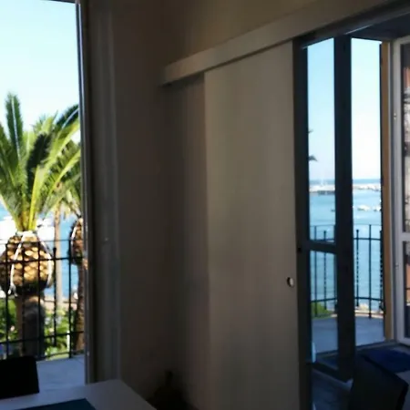 Blurapallo Апартаменты *